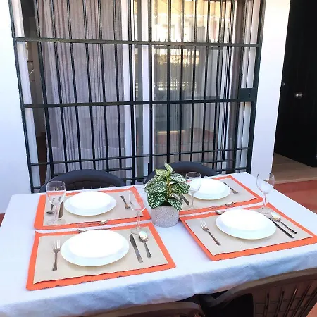 Gran Adosado De Esquina Muy Cerca De La Playa En La Antilla Holiday home Huelva